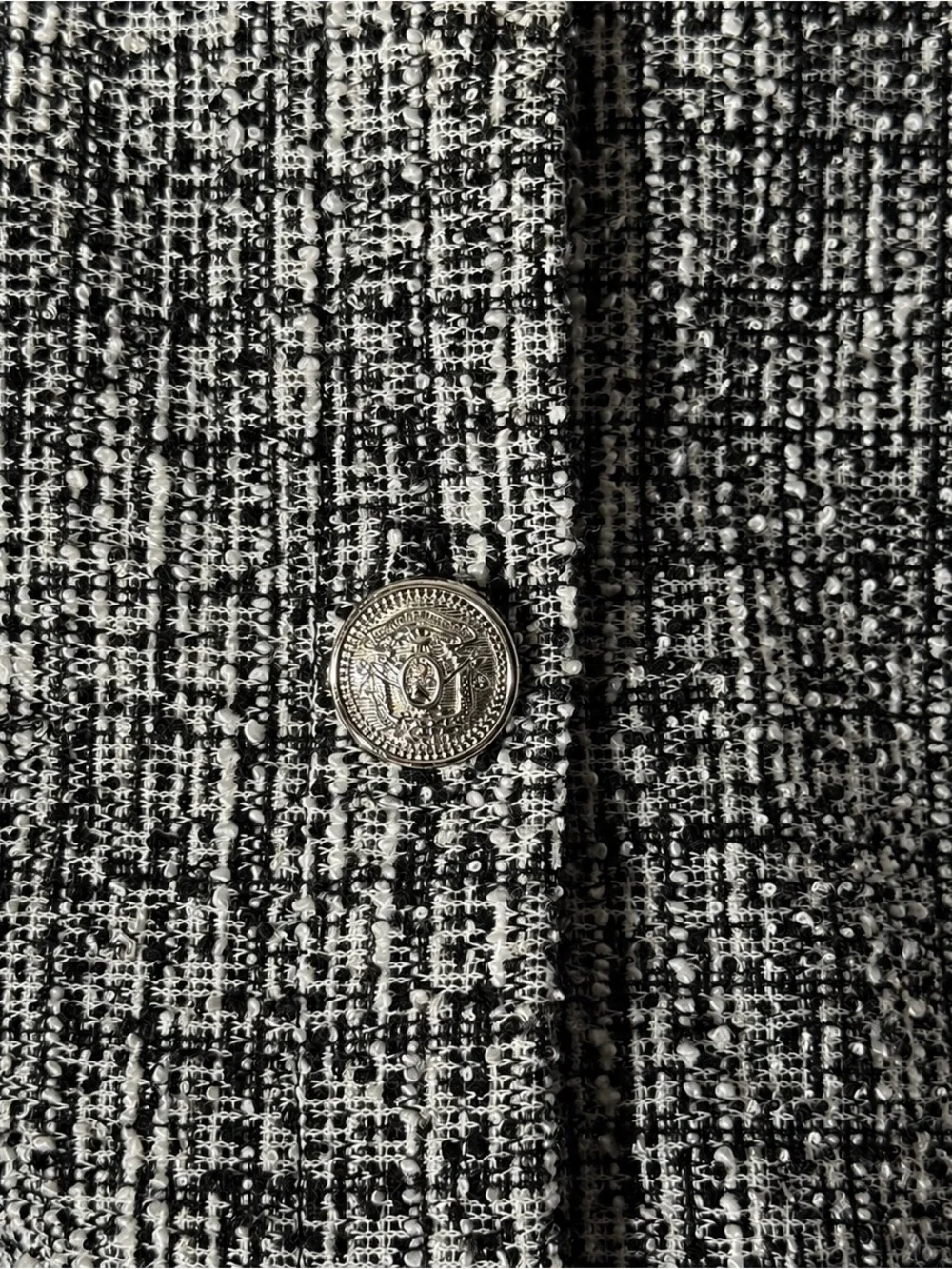 H&M Black White Tweed Crop Cardigan Jacket Women’s XXL Textured Button Front